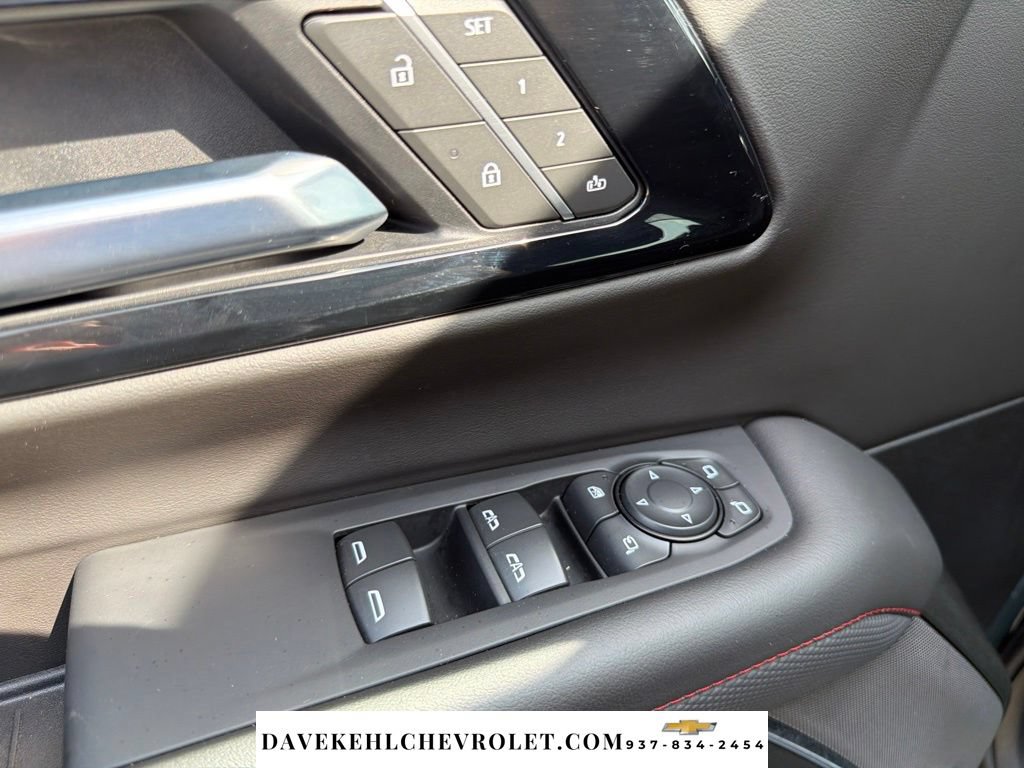 Used 2025 Chevrolet Tahoe RST w/ Comfort Package AWD/4WD image 11