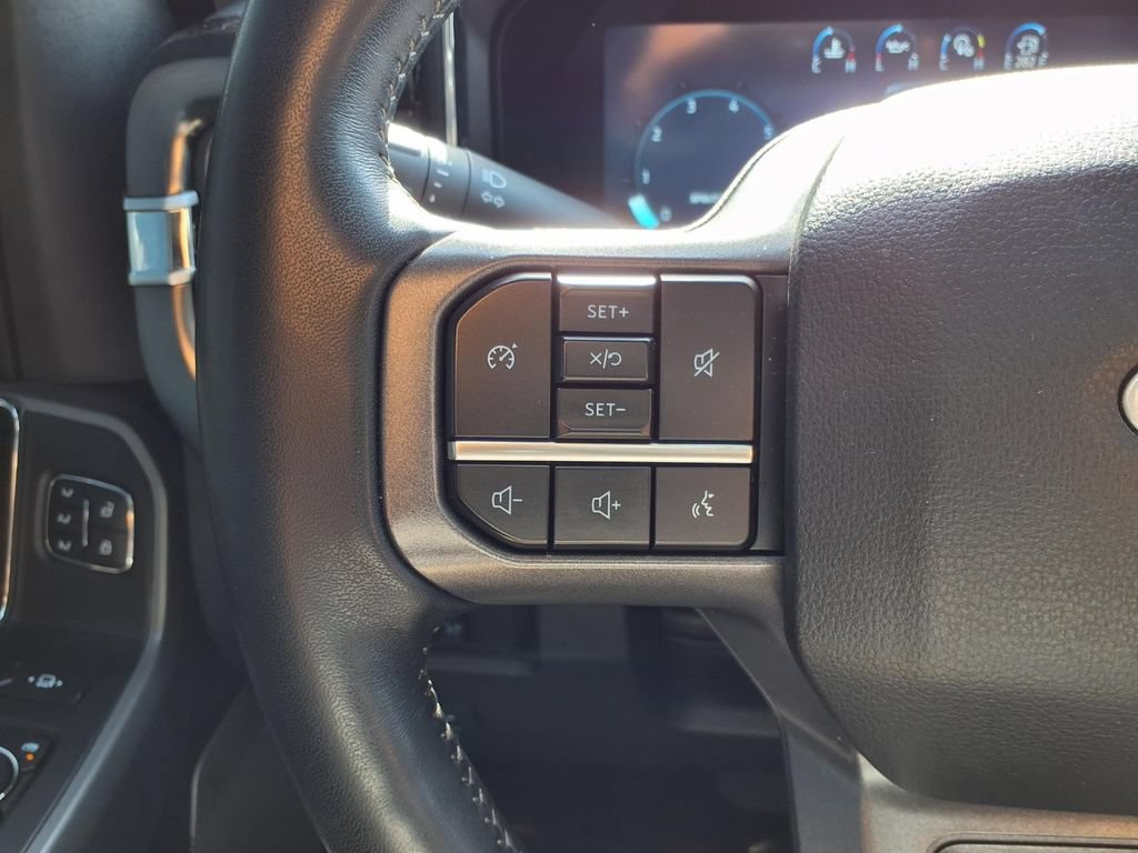 Used 2024 Ford F250 Lariat w/ Sport Appearance Package AWD/4WD image 18