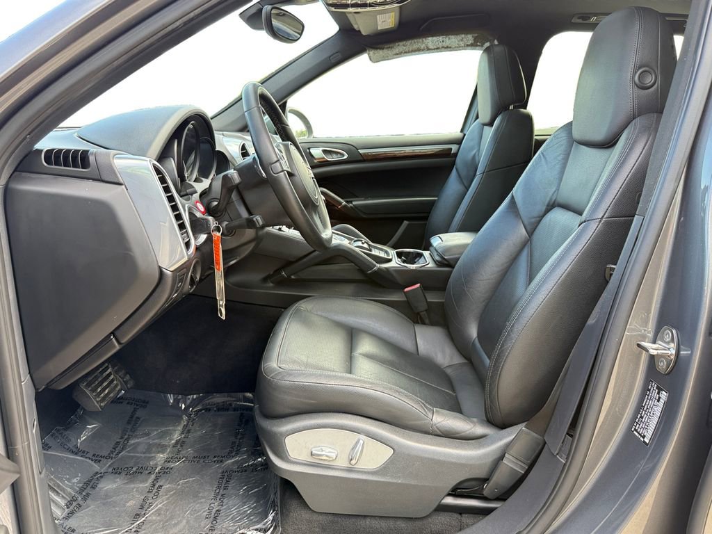 Used 2012 Porsche Cayenne AWD/4WD image 11