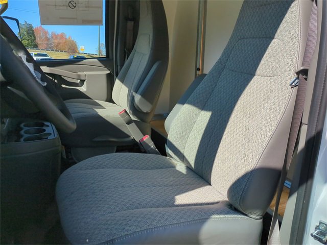 New 2025 GMC Savana 3500 Extended w/ Power Convenience Package image 11
