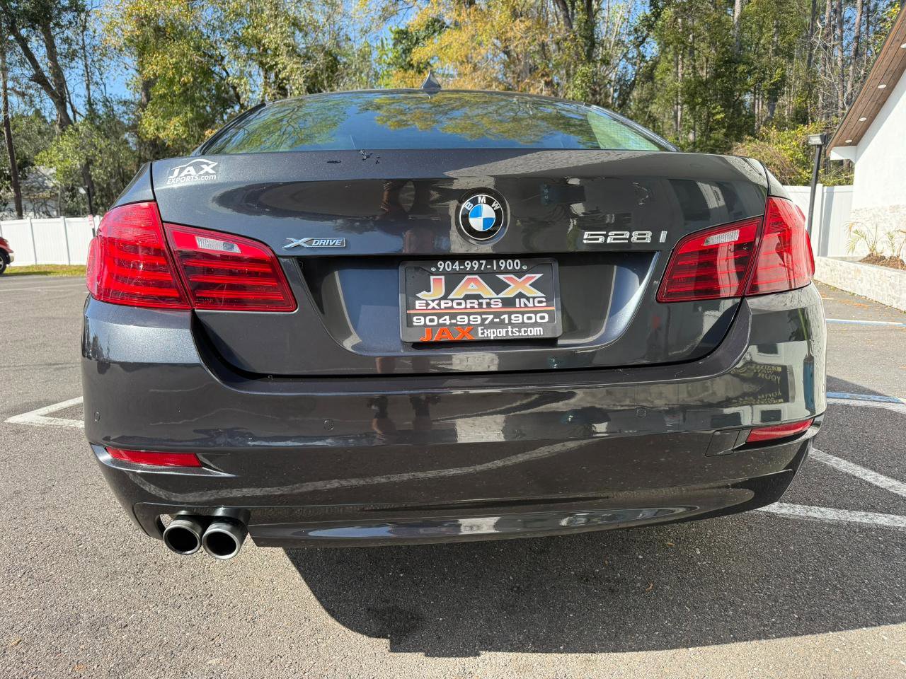 Used 2014 BMW 528i xDrive Sedan AWD/4WD image 4