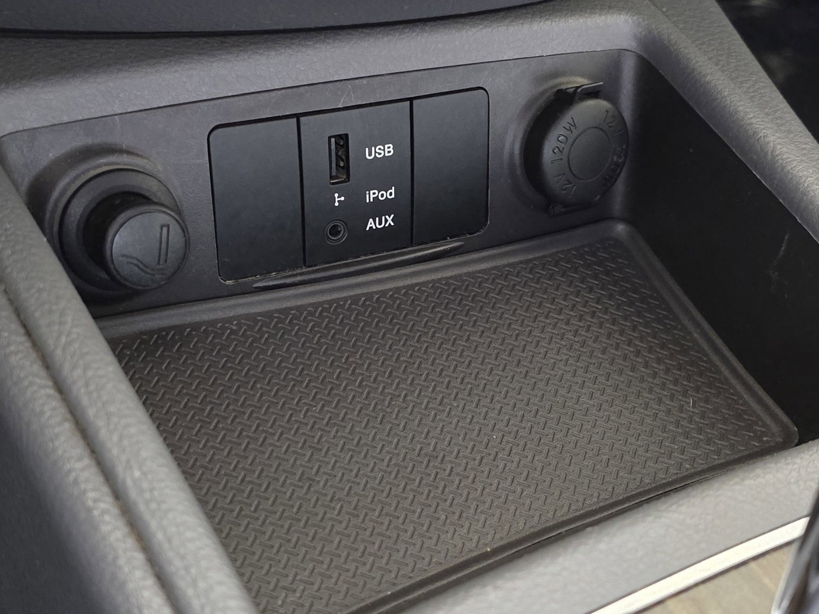 Used 2011 Hyundai Santa Fe GLS image 27