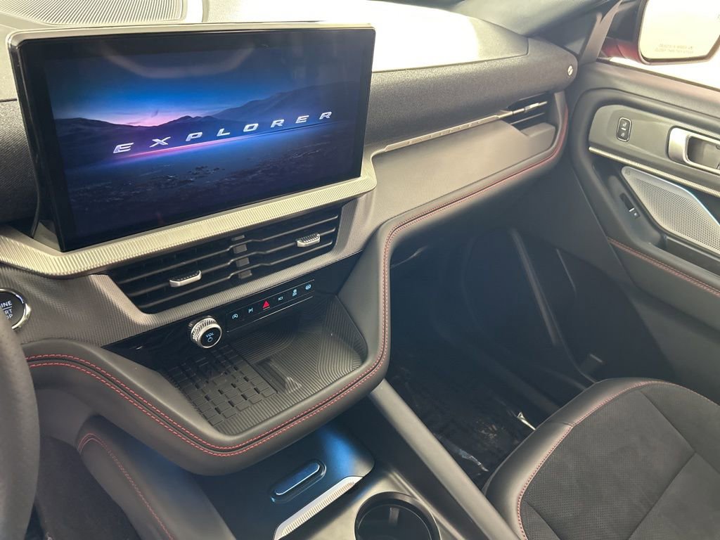 Used 2025 Ford Explorer ST w/ Sun And Sound Package image 17