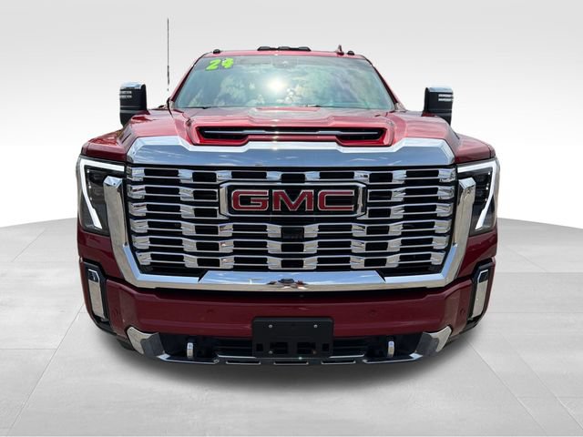 Used 2024 GMC Sierra 2500 Denali w/ Denali Reserve Package AWD/4WD image 2