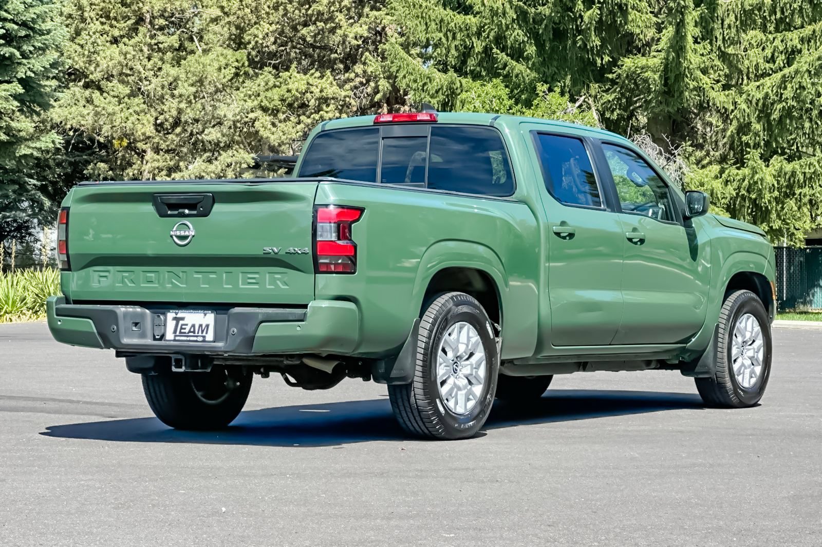 Used 2022 Nissan Frontier SV w/ Technology Package AWD/4WD image 4