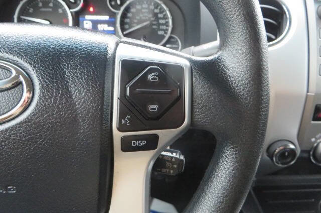 Used 2017 Toyota Tundra SR5 w/ SR5 Upgrade Package image 19