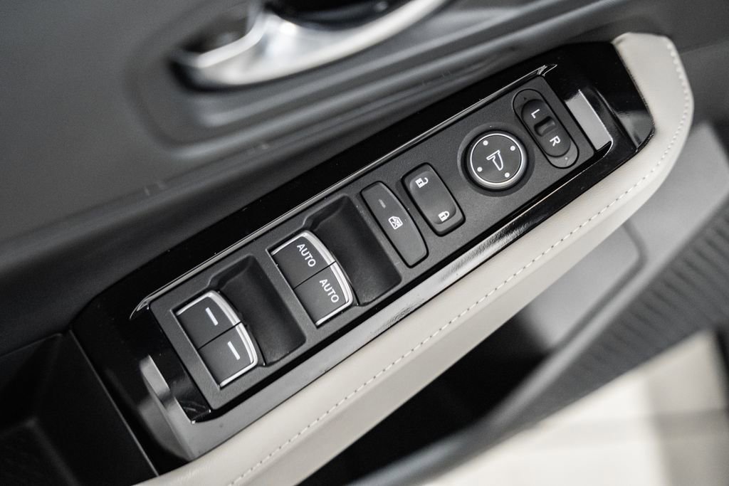 Used 2025 Honda Accord Touring image 44