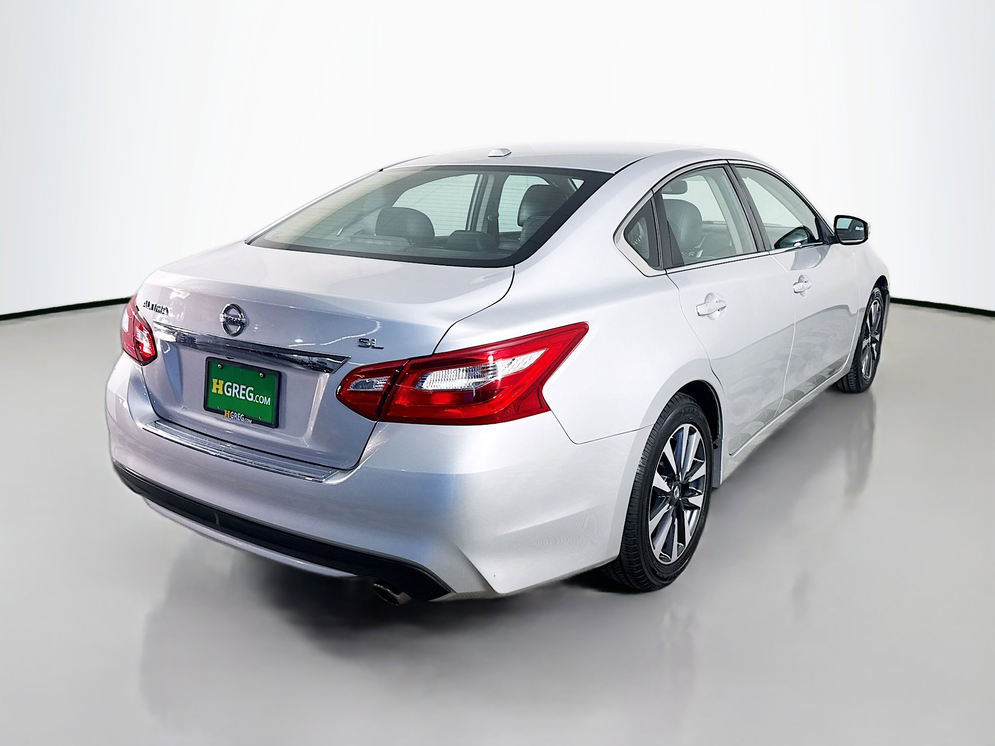 Used 2016 Nissan Altima 2.5 SL w/ 2.5 Technology w/LED Package image 10