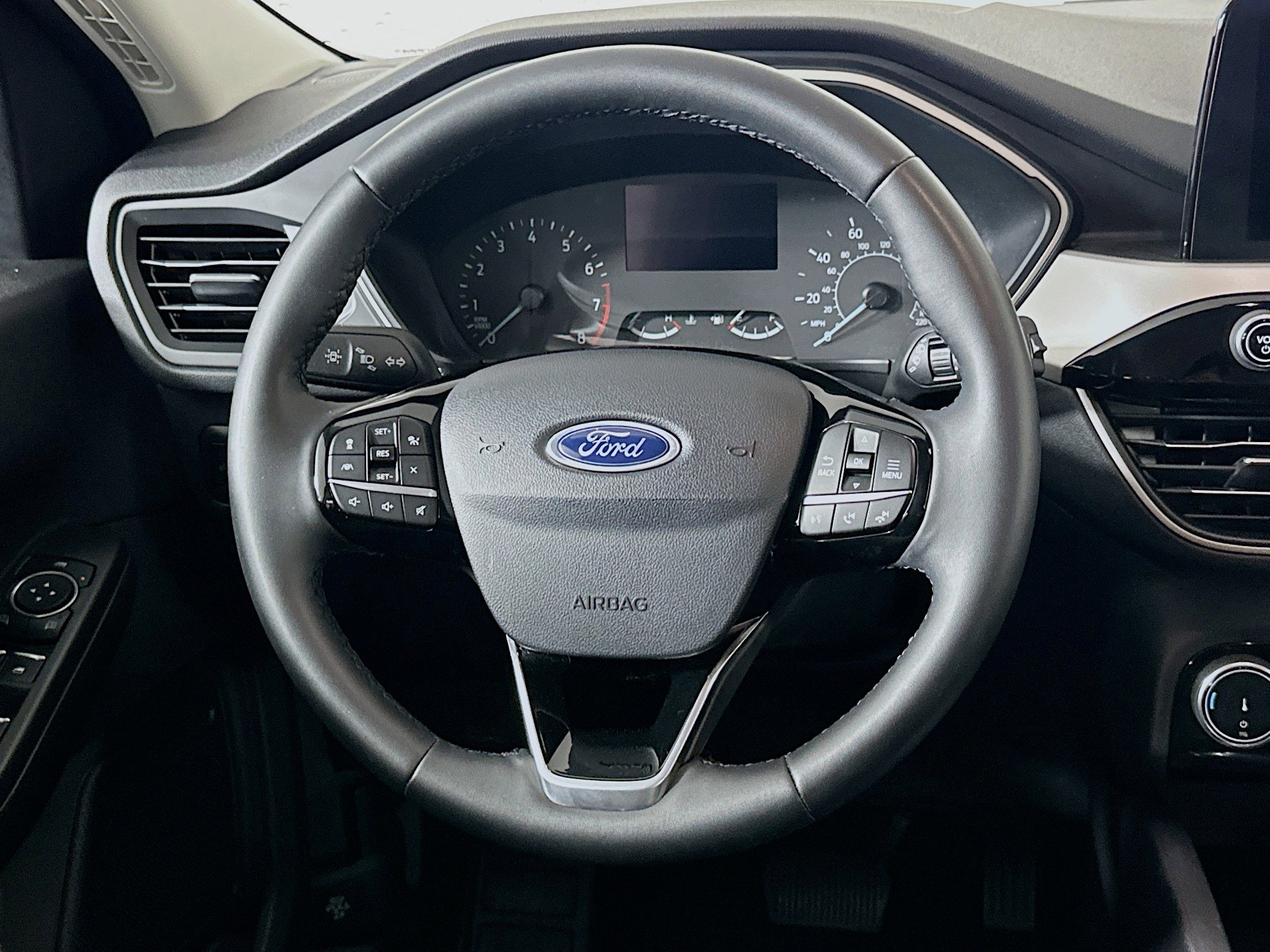 Used 2022 Ford Escape SEL image 18