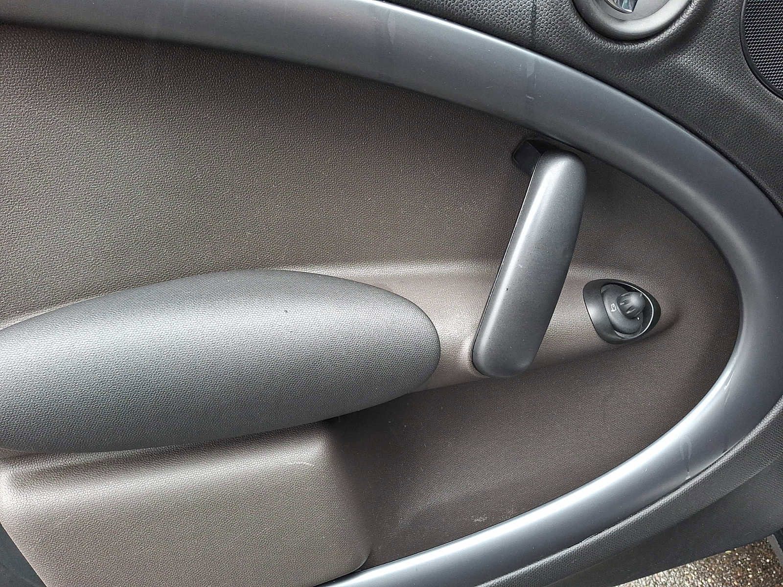 Used 2012 MINI Cooper Countryman S image 11