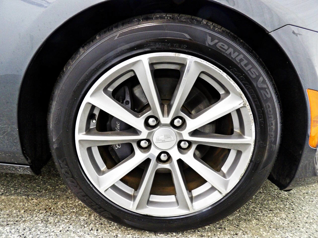 Used 2018 Cadillac CTS Luxury image 22