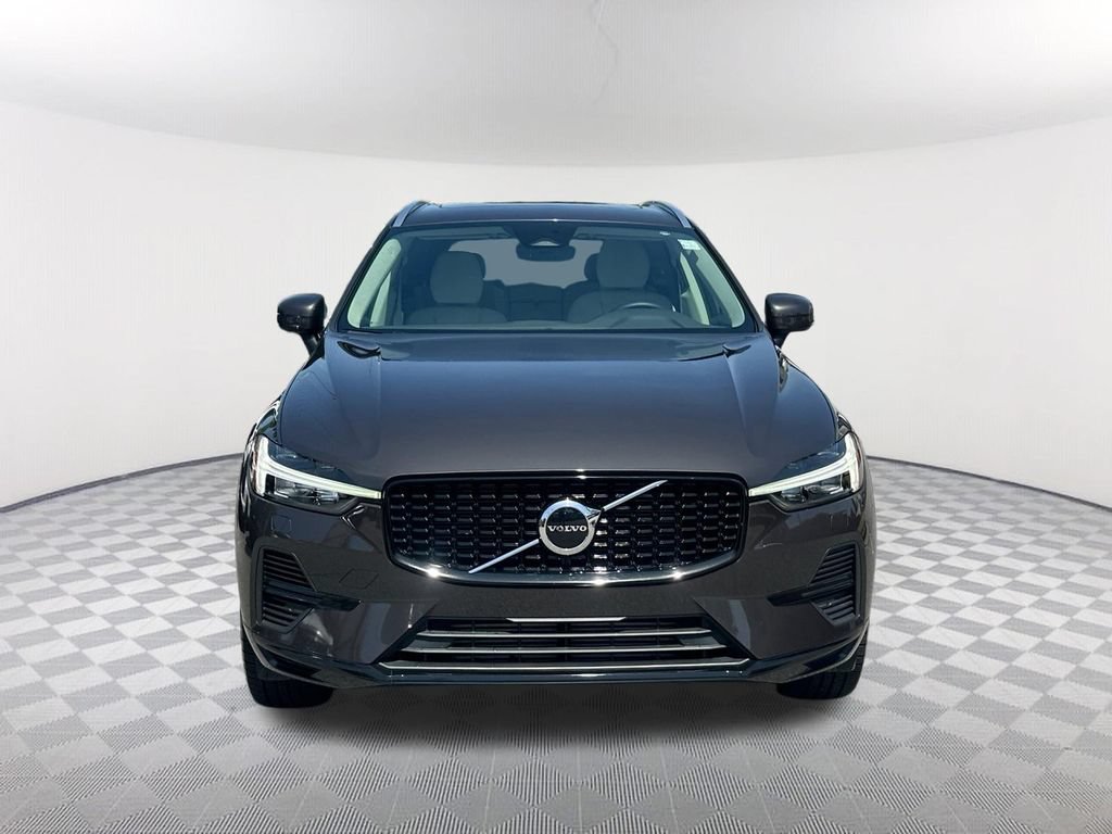 Used 2023 Volvo XC60 T8 Core AWD/4WD video 2