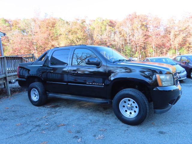 Used 2008 Chevrolet Avalanche LT w/ LT Preferred Equipment Group image 5