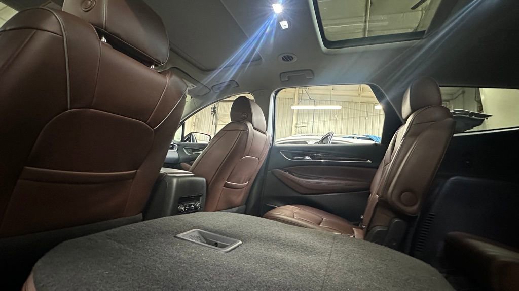 Used 2019 Buick Enclave Avenir w/ Avenir Technology Package image 7