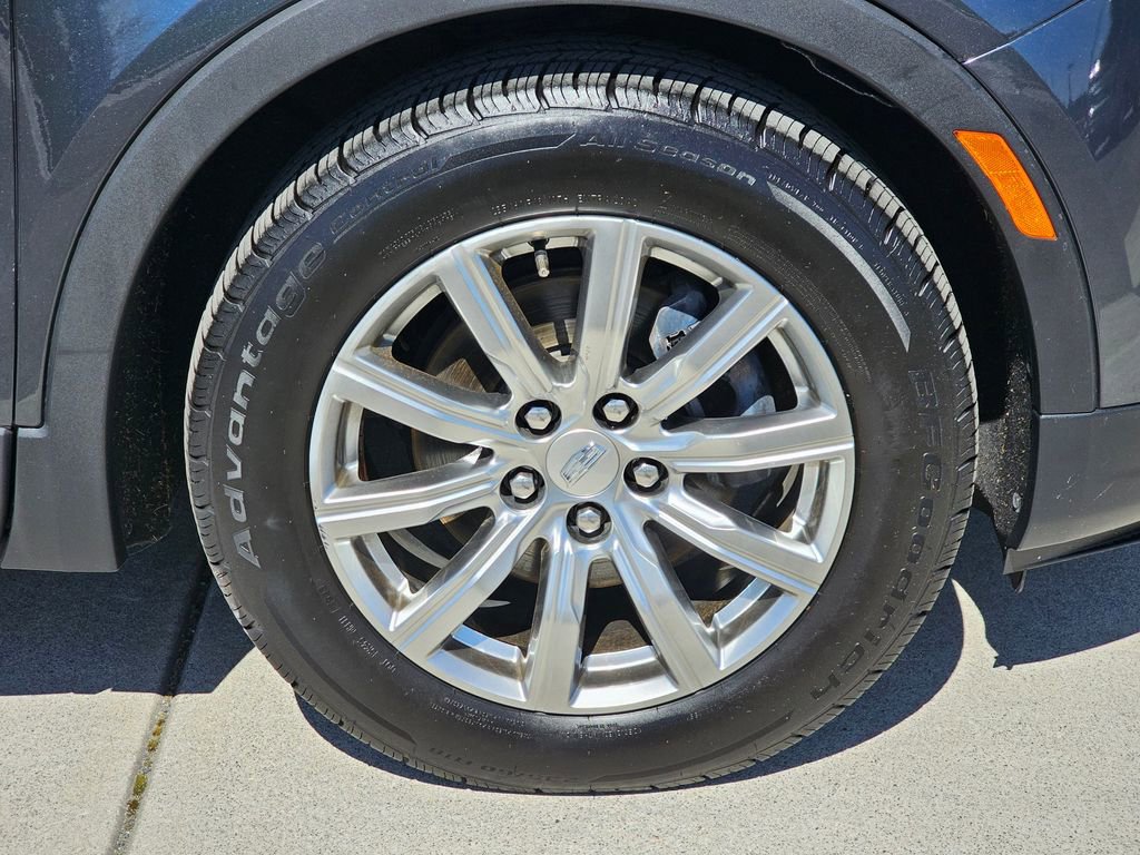 Used 2019 Cadillac XT4 Premium Luxury w/ Cold Weather Package image 9