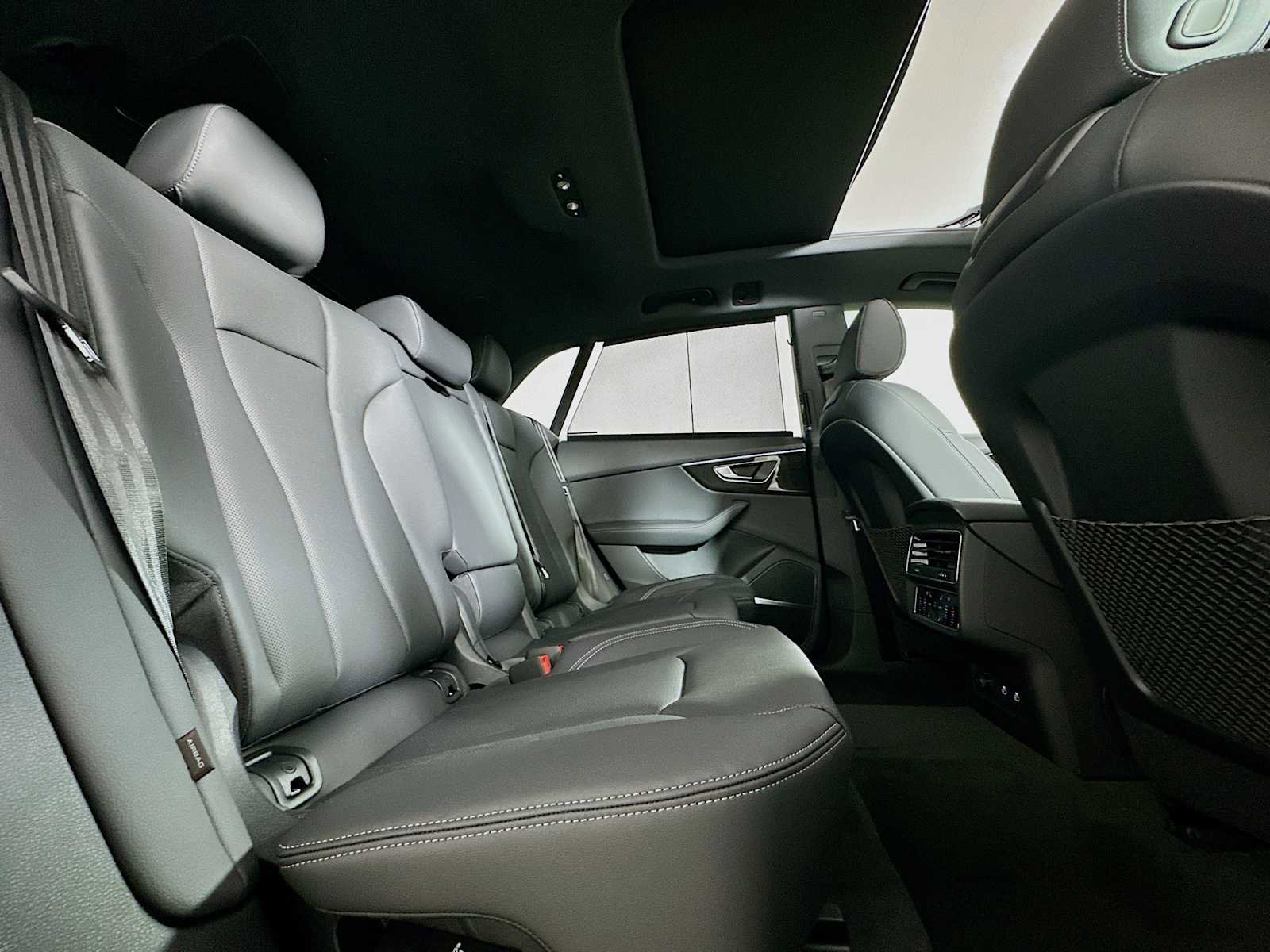 New 2026 Audi Q8 Premium Plus image 26