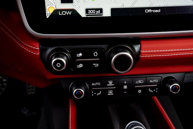 Used 2019 Ferrari Portofino image 40