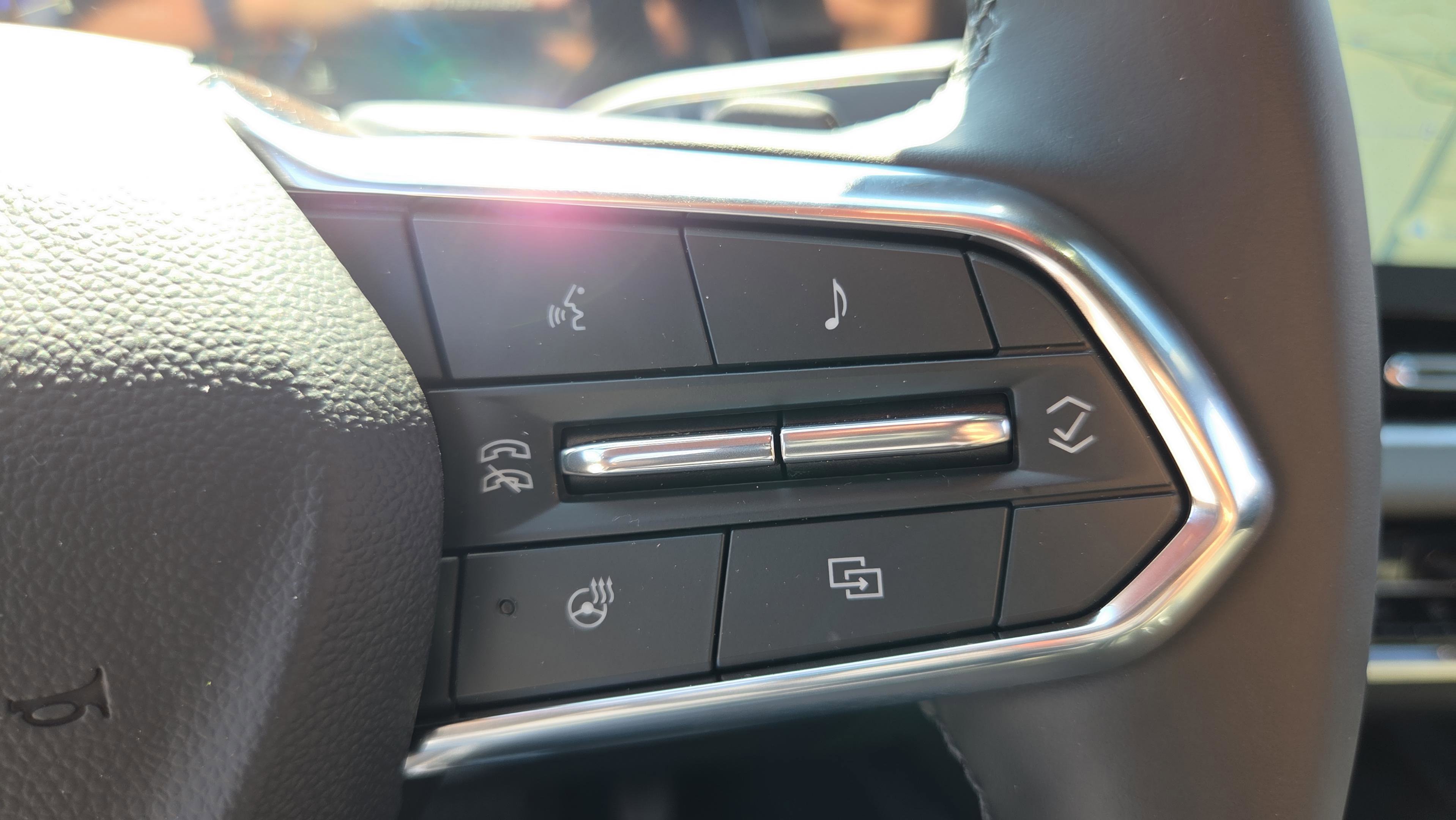 New 2026 Chevrolet Equinox LT image 16
