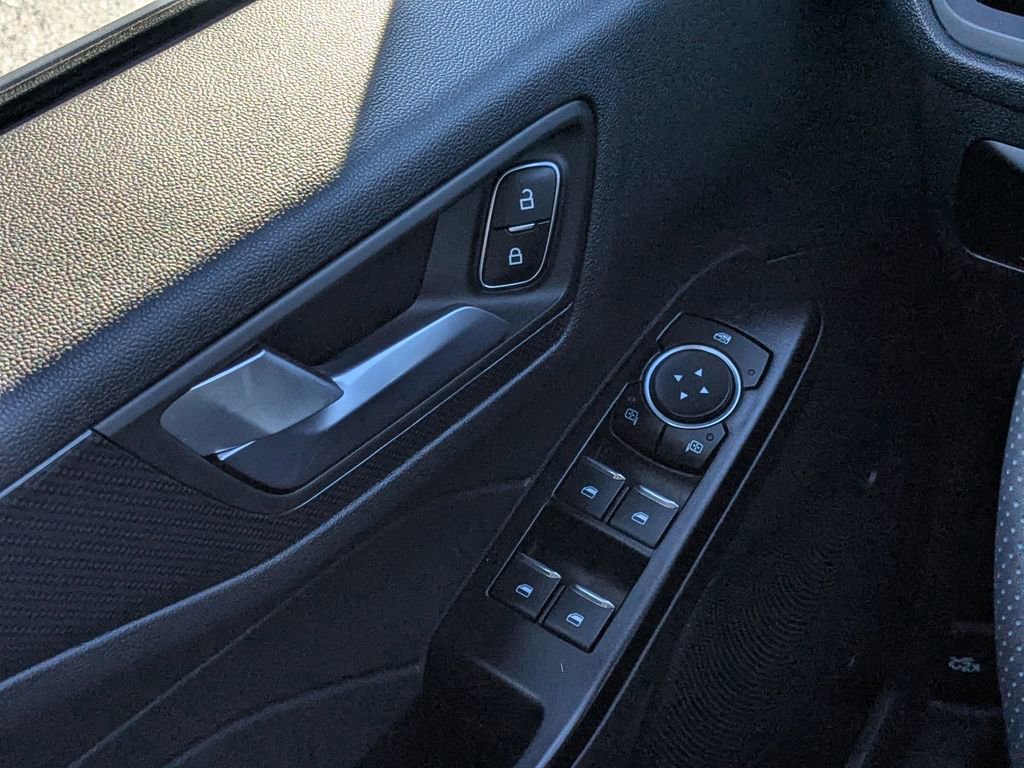 Used 2025 Ford Escape ST-Line image 20