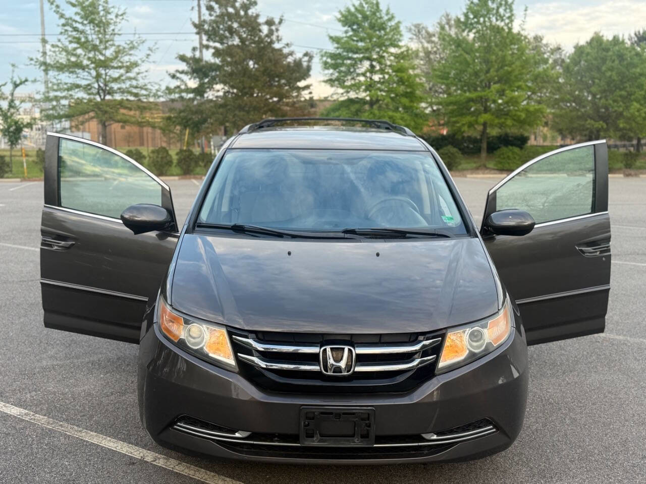 Used 2014 Honda Odyssey EX image 3