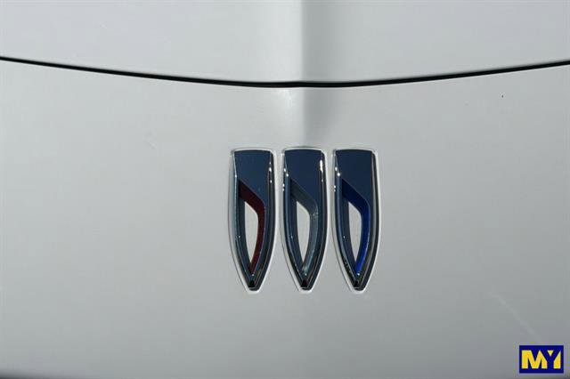 Certified 2024 Buick Encore GX Preferred FWD image 36