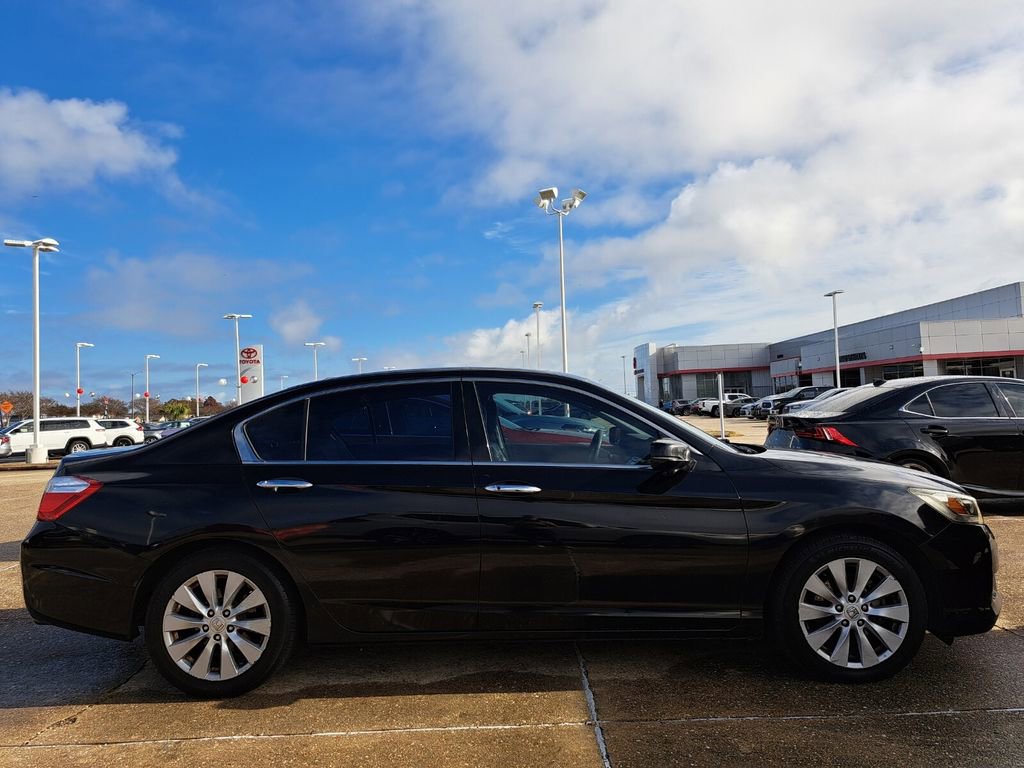 Used 2013 Honda Accord Touring image 4