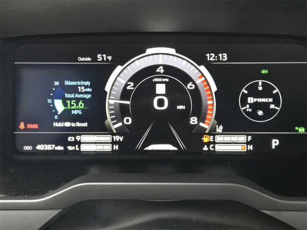 Used 2022 Toyota Tundra Platinum w/ Advanced Package image 14