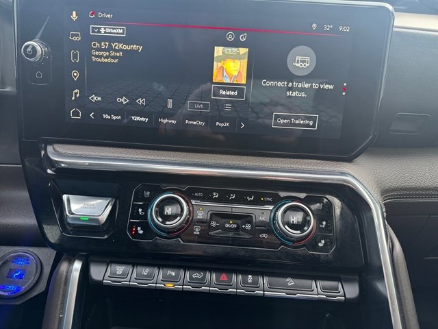 Used 2024 GMC Sierra 3500 Denali w/ Denali Reserve Package image 29