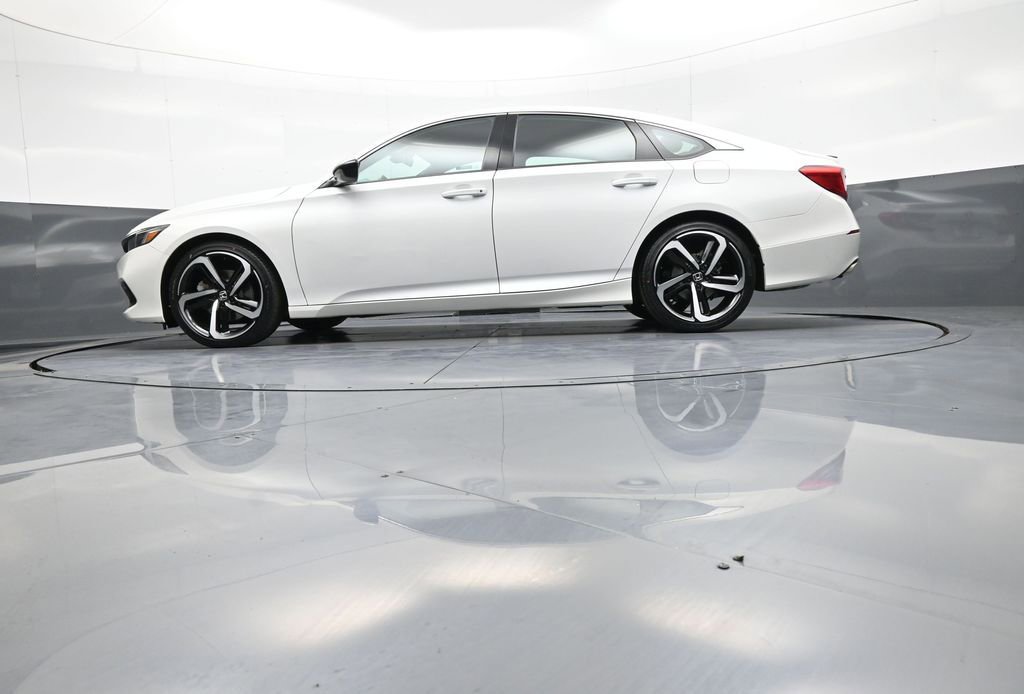 Used 2022 Honda Accord Sport image 32
