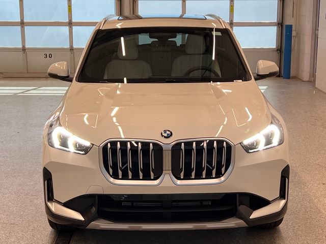 New 2026 BMW X1 xDrive28i w/ Convenience Package AWD/4WD image 4
