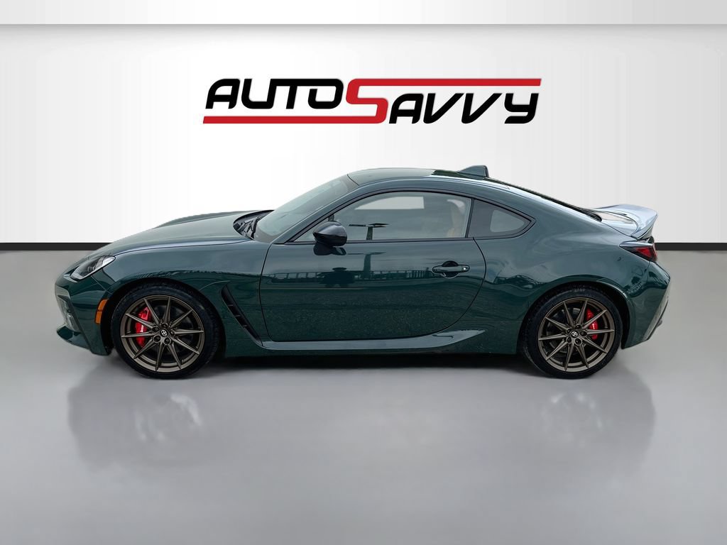 Used 2025 Toyota GR86 Hakone Edition RWD image 4