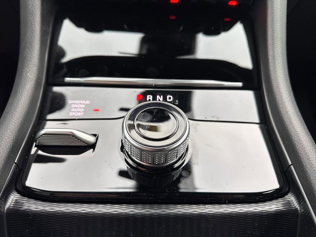 New 2025 Jeep Grand Cherokee Limited image 12