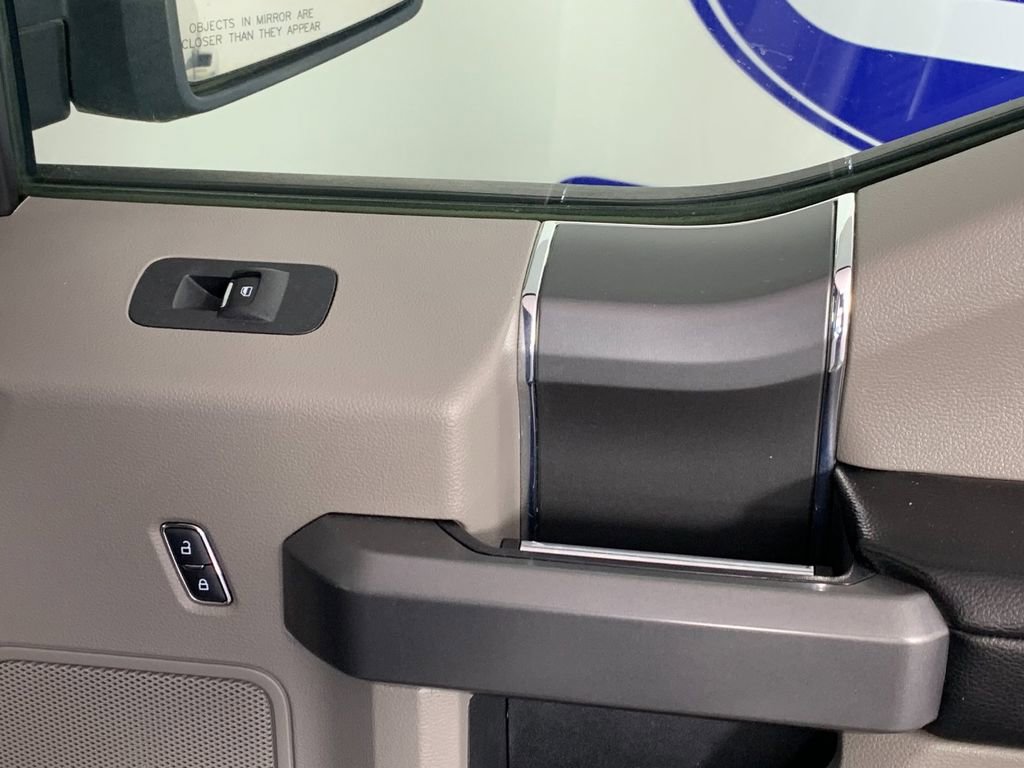 Used 2015 Ford F150 XLT w/ Equipment Group 302A Luxury RWD image 33