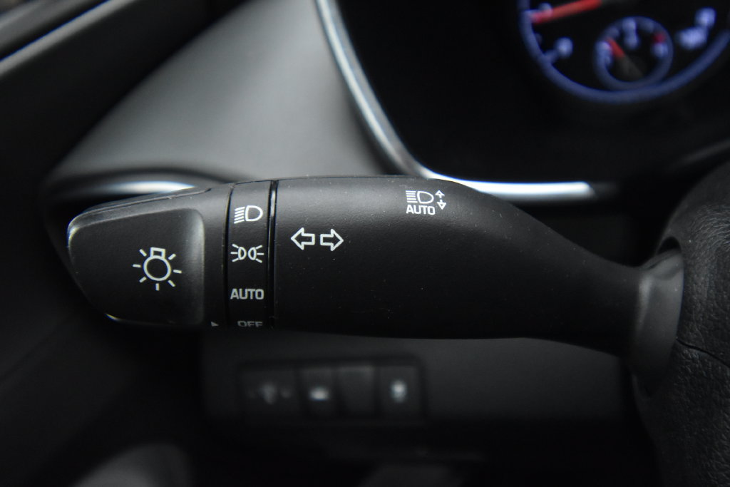 Used 2023 Hyundai Santa Fe SE AWD/4WD image 29
