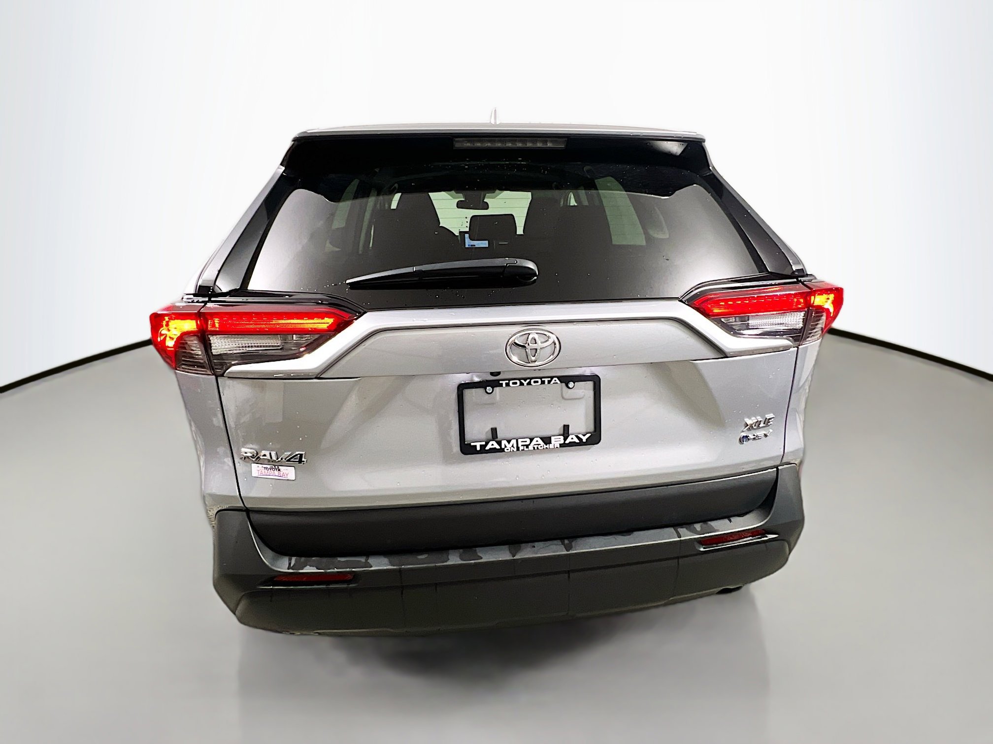 Used 2025 Toyota RAV4 XLE AWD/4WD image 6