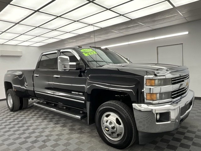 Used 2015 Chevrolet Silverado 3500 LTZ w/ Duramax Plus Package image 3