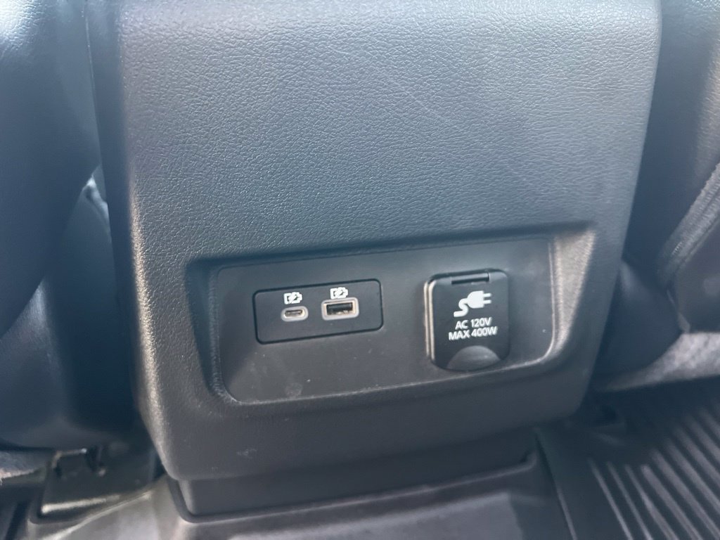 Used 2024 Nissan Frontier SL w/ Technology Package AWD/4WD image 22
