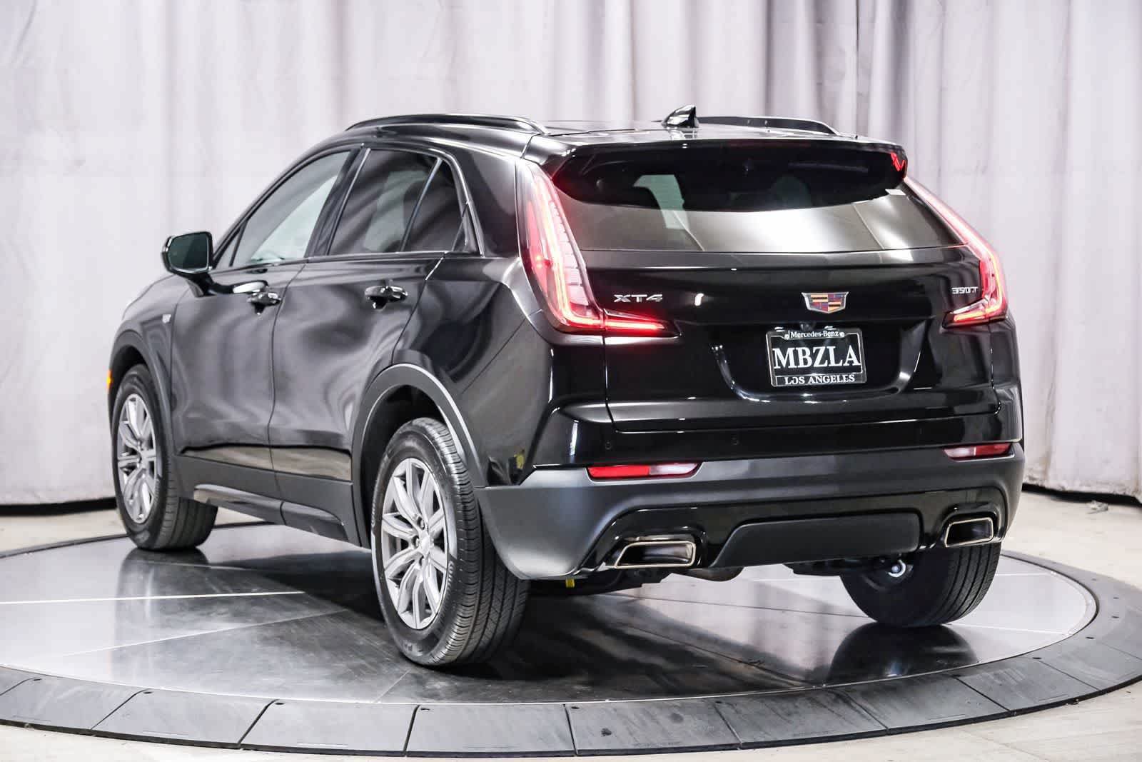 Used 2023 Cadillac XT4 Sport FWD image 2