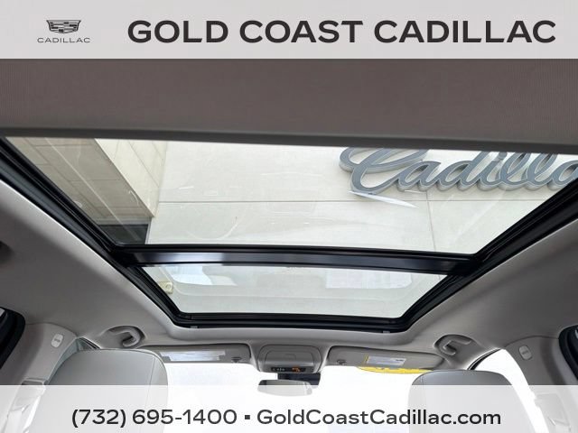 Certified 2023 Cadillac XT4 Luxury w/ Cold Weather Package AWD/4WD image 13