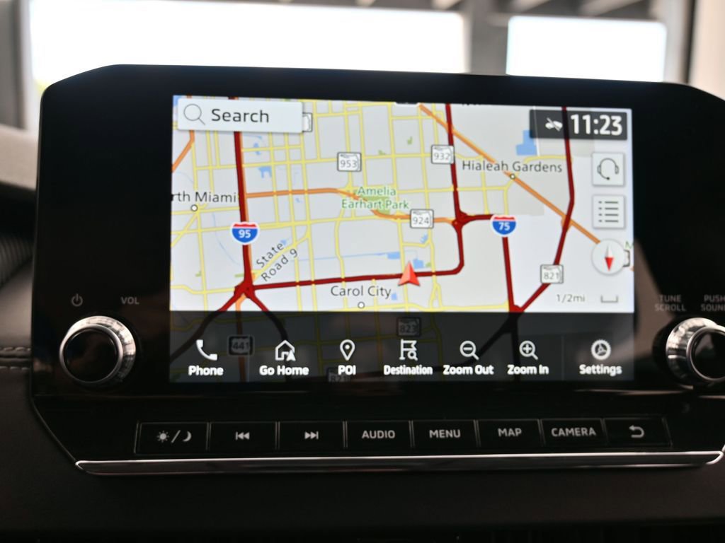 Used 2023 Mitsubishi Outlander SE image 19