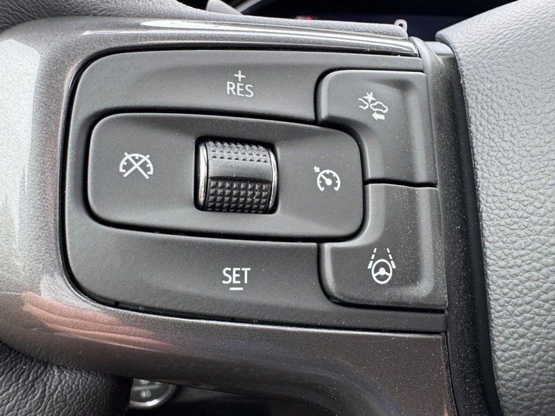 New 2026 Chevrolet Silverado 1500 High Country AWD/4WD image 14