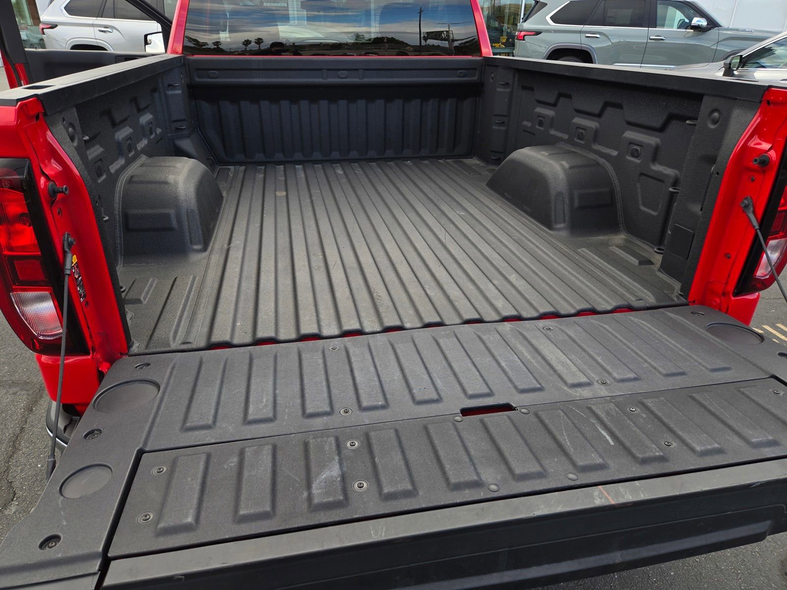Used 2026 GMC Sierra 1500 Pro w/ Convenience Package RWD image 9