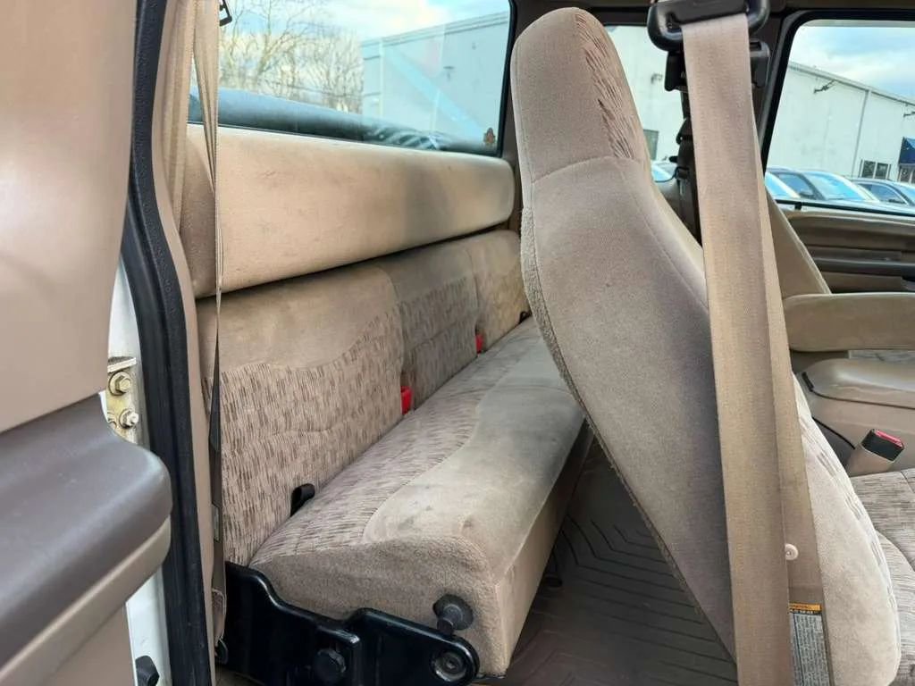 Used 1999 Ford F350 4x4 SuperCab DRW Super Duty image 15