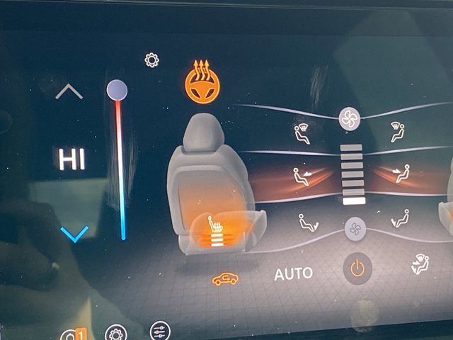 Used 2025 Nissan Murano SL w/ Cargo Package image 8