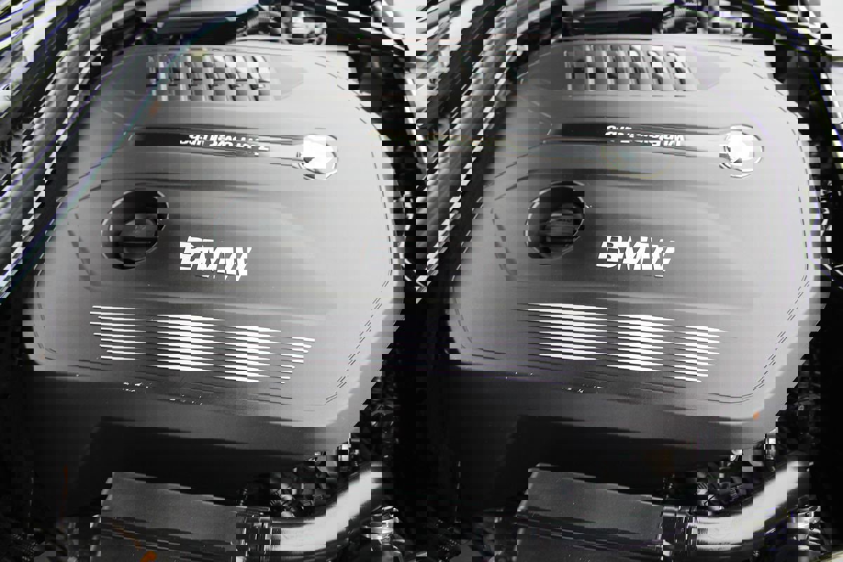 Used 2018 BMW 740i image 43