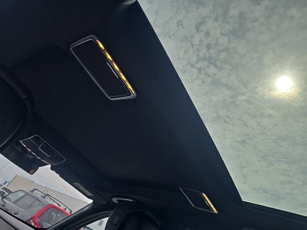 Used 2020 Mercedes-Benz S 560 4MATIC Sedan image 8