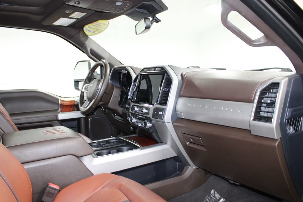 Used 2022 Ford F350 King Ranch w/ King Ranch Ultimate Package AWD/4WD image 31