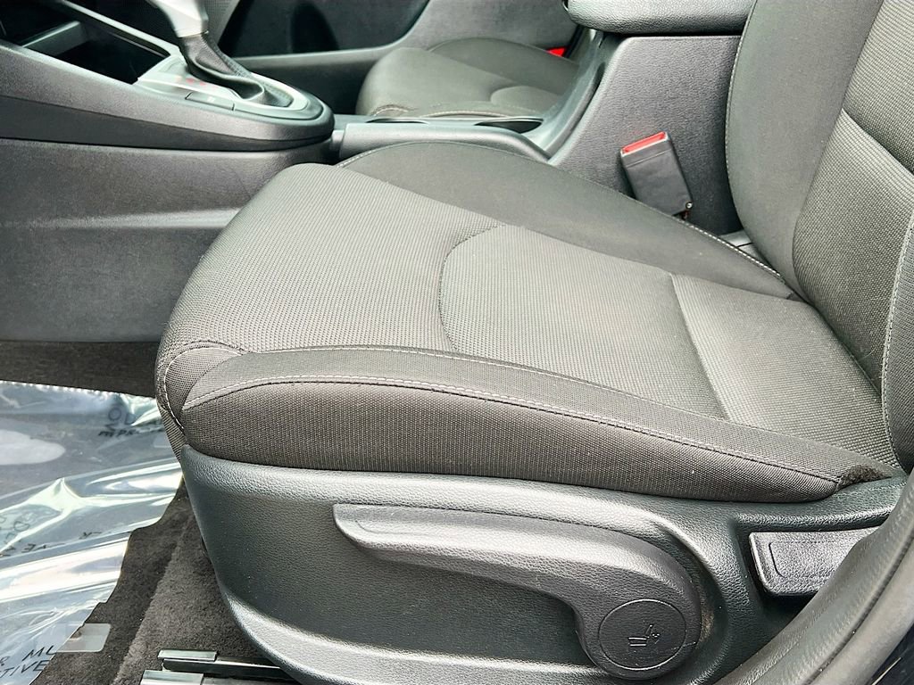 Used 2024 Kia Forte LXS w/ LXS Technology Package image 18