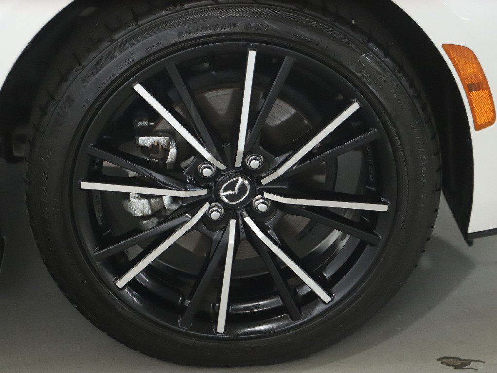 Certified 2024 MAZDA MX-5 Miata Grand Touring RWD image 11