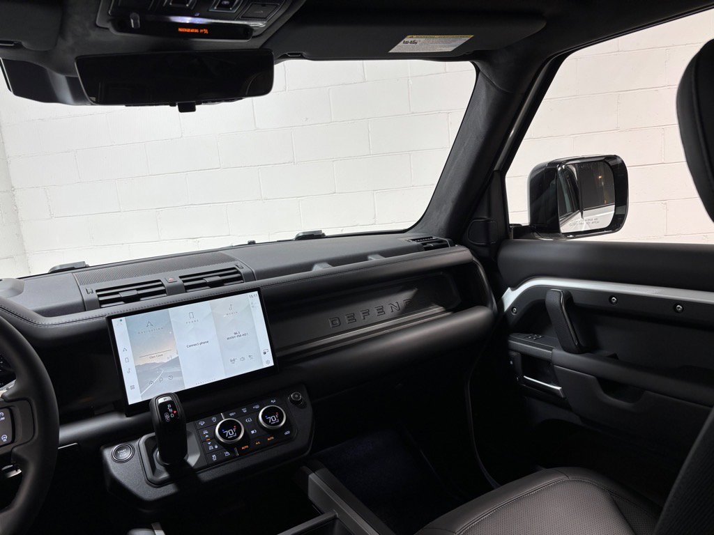 New 2025 Land Rover Defender 110 V8 image 37